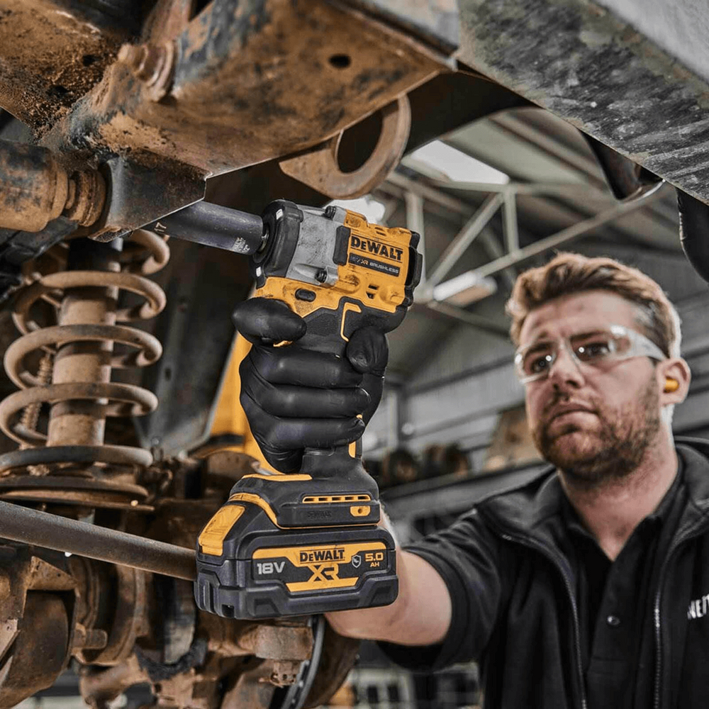 Dewalt DCF921N 20V Cordless Impact Wrench 1/2