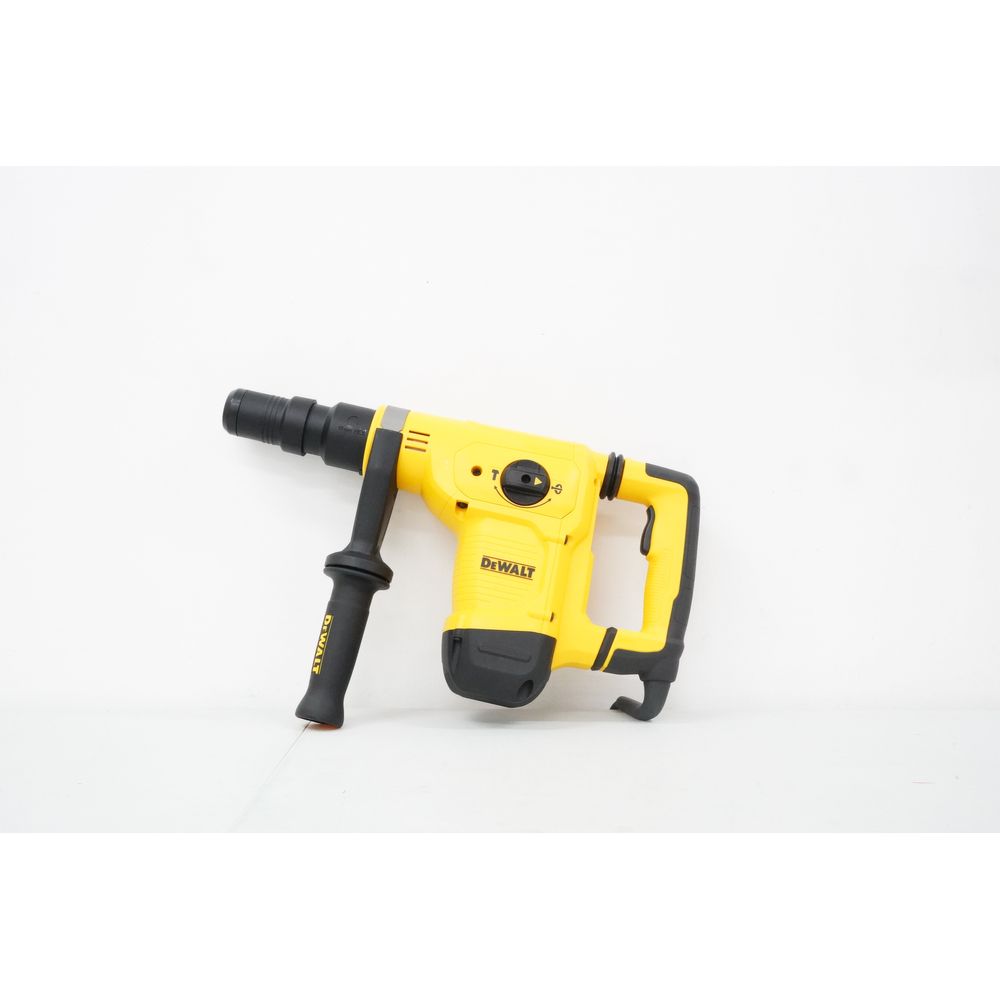 Dewalt D25811K 17mm HEX Chipping Gun / Demolition Hammer 1050W | Dewalt by KHM Megatools Corp.