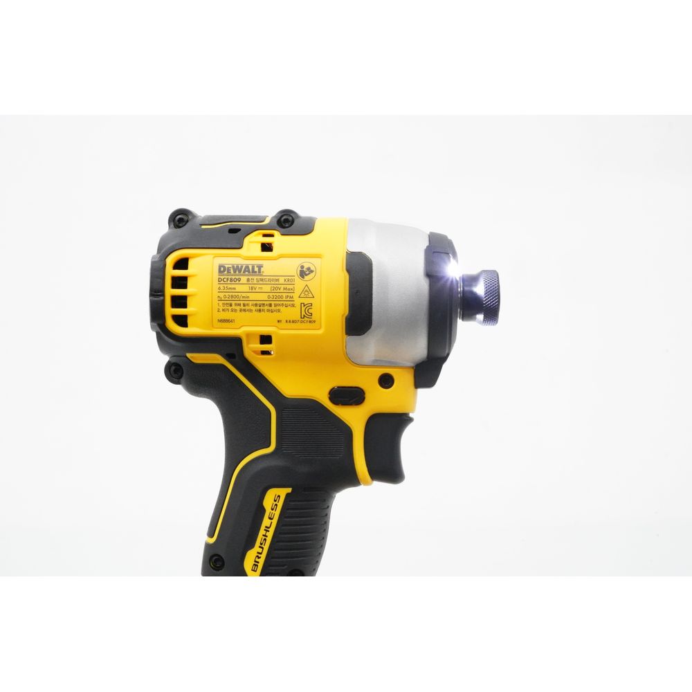 Dewalt DCF809L2 20V Cordless Impact Driver 1/4