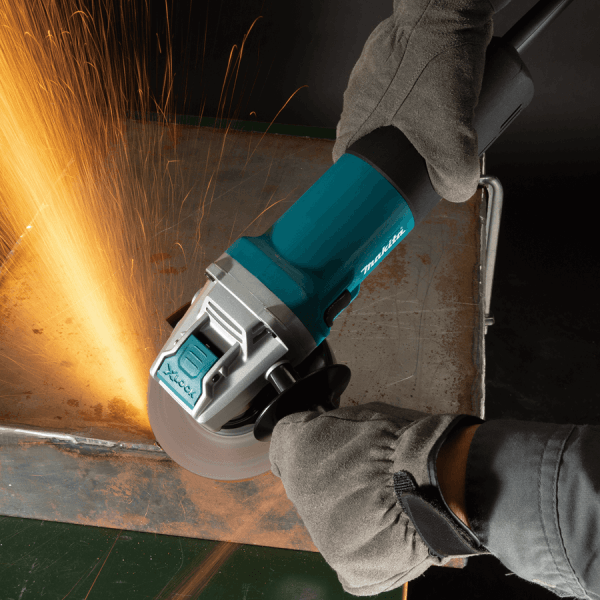 Makita GA5080 Angle Grinder 5