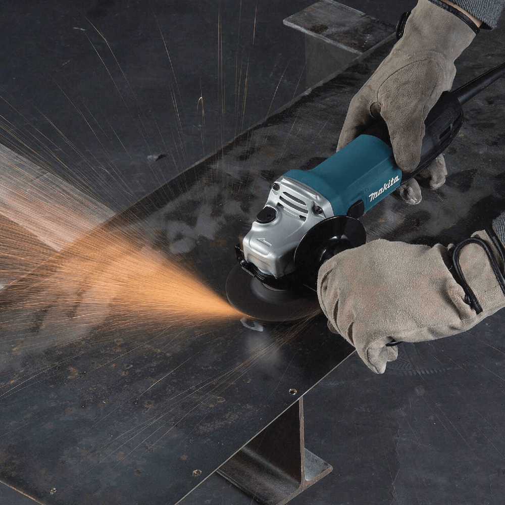 Makita GA6020 Angle Grinder 6