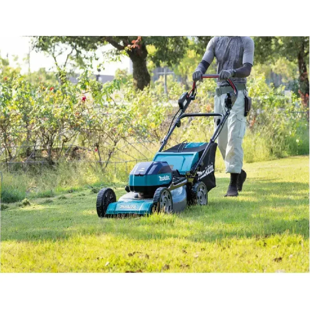 Makita LM004JB101 64V Cordless Lawn Mower 530mm (21