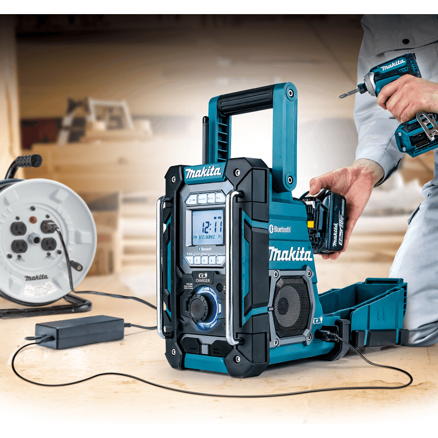 Makita DMR300 12V / 18V Cordless Jobsite Radio (LXT-CXT) [Bare] - KHM Megatools Corp.