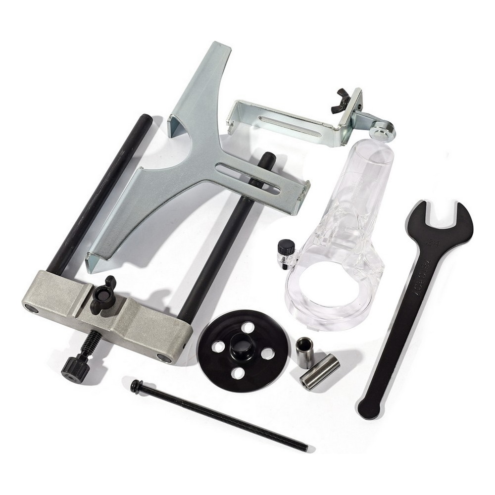 Makita RP2302FC05 Plunge Router (Variable Speed) [1/2
