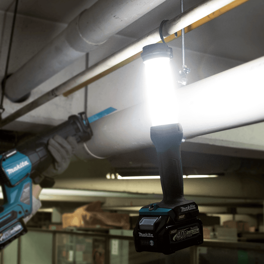 Makita ML002G 40V Cordless Worklight 710lm (XGT) Bare] | Makita by KHM Megatools Corp.