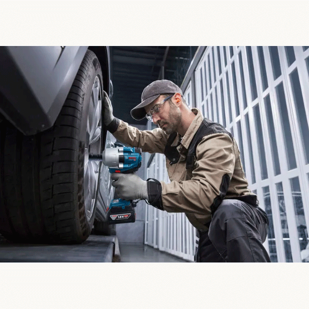 Bosch GDS 18V-780 Cordless Brushless Impact Wrench 1/2