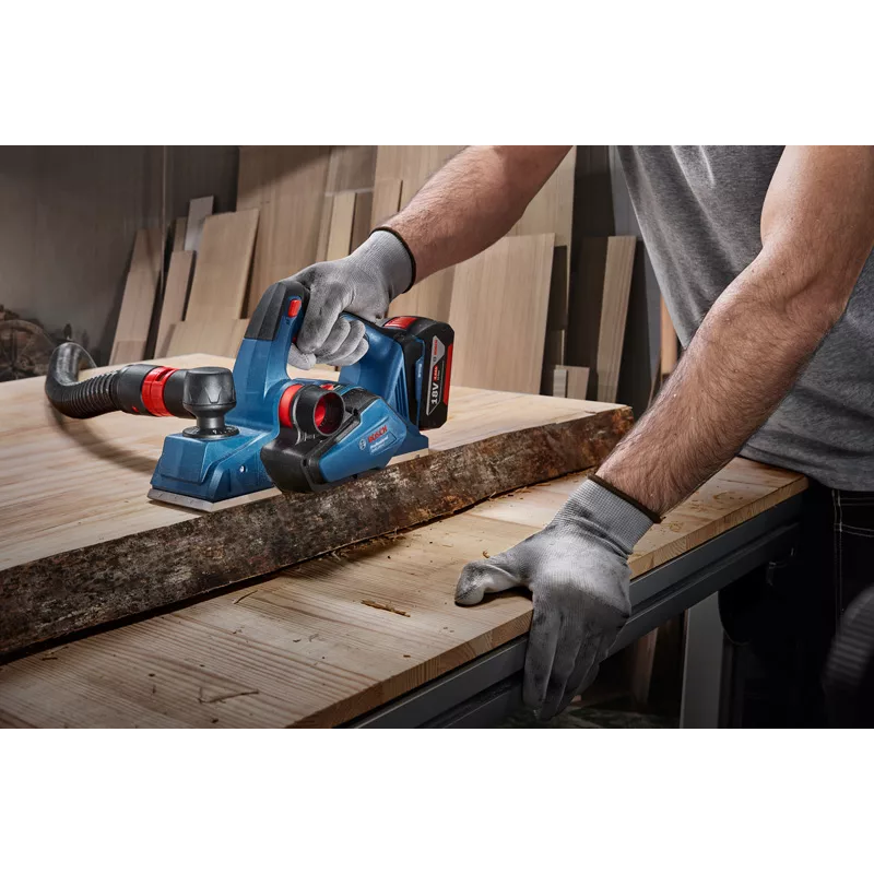 Bosch GHO 185-LI Cordless Wood Planer 3-1/4