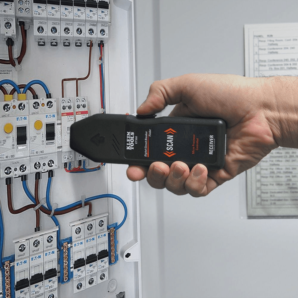 Klein ET300 Digital Circuit Breaker Finder - KHM Megatools Corp.